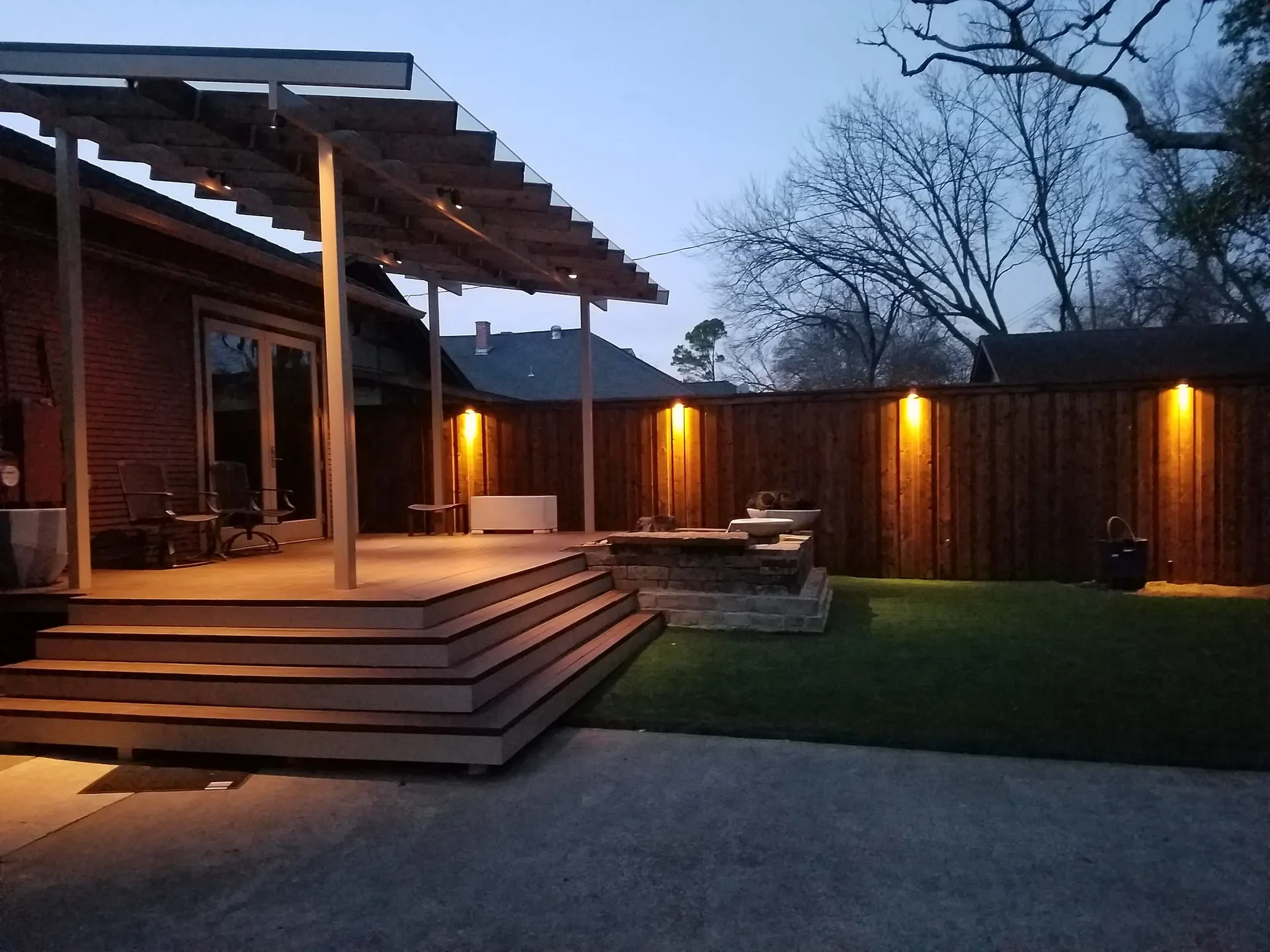 backyard deck and step lighting